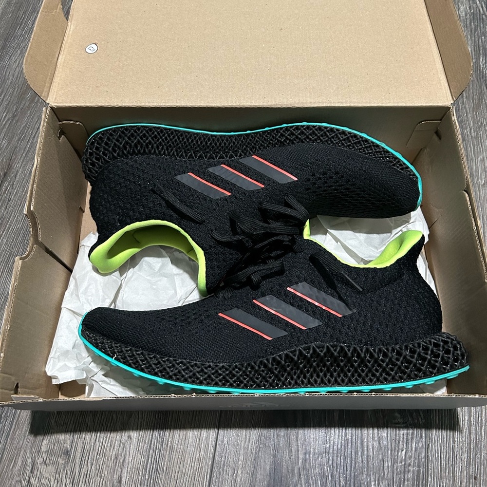 Adidas men’s shoes. Sz 11.5